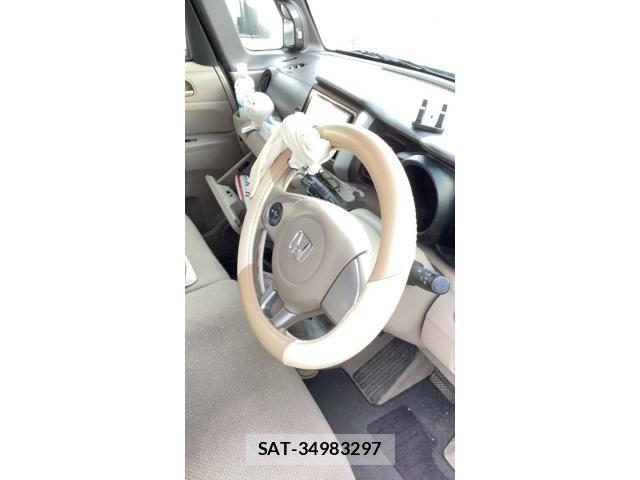 Honda N BOX 2014-06 8337015-8