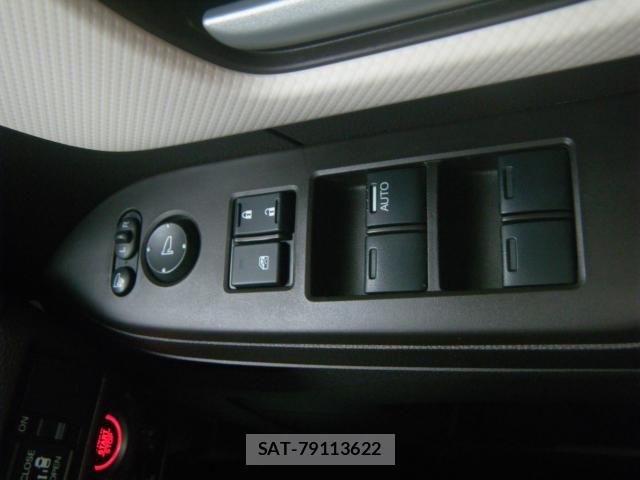 Honda N BOX 2023-03 8337010-20