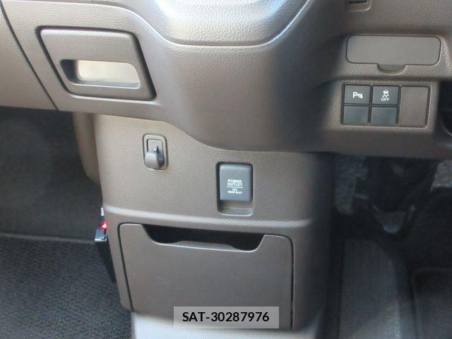 Honda N BOX 2022-07 8337009-11