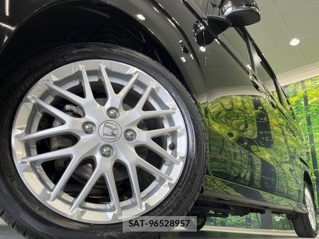 Honda N BOX 2023-03 8367491-12