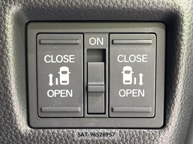 Honda N BOX 2023-03 8367491-2
