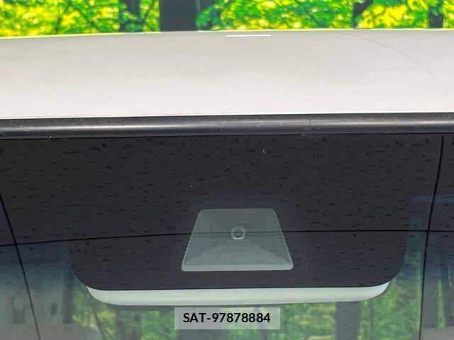 Honda N BOX 2023-07 8367495-2