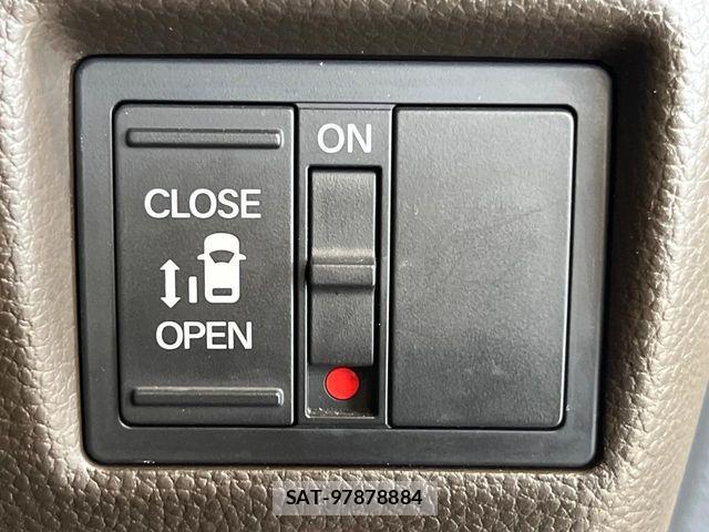 Honda N BOX 2023-07 8367495-4