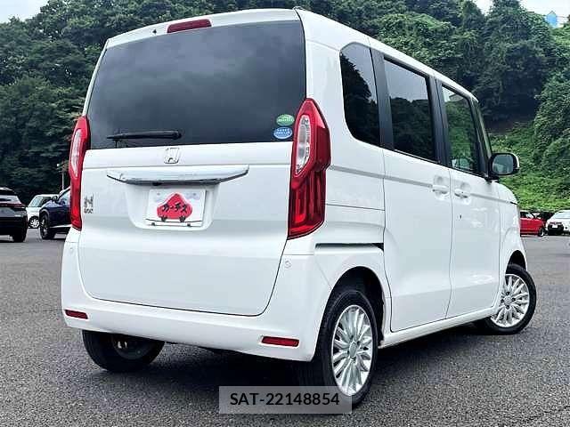Honda N BOX 2019-12 8367492-2