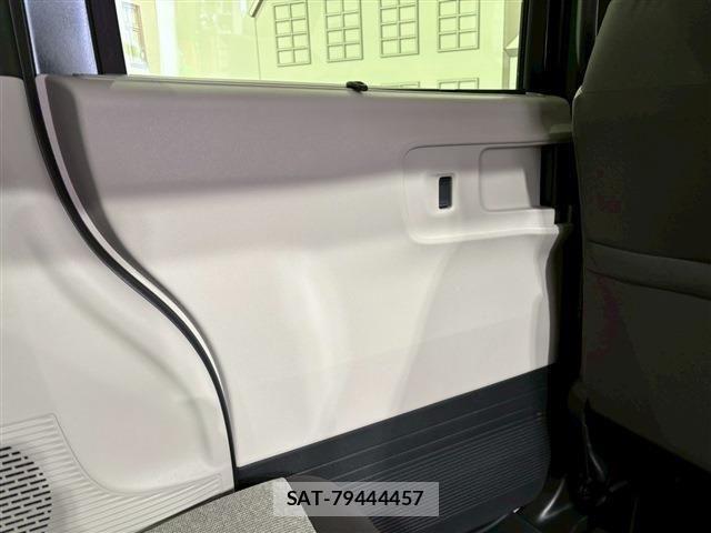 Honda N BOX 2026-02 8367487-19