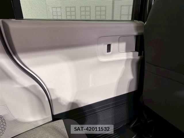 Honda N BOX 2026-02 8367490-18