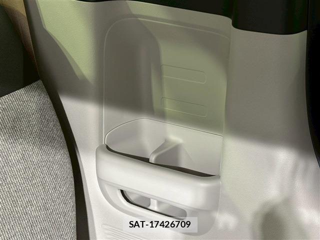 Honda N BOX 2026-01 8367477-19