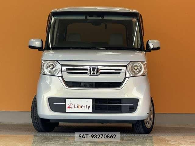 Honda N BOX 2021-03 8367493-12