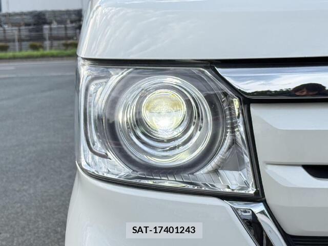 Honda N BOX 2017-10 8367494-15