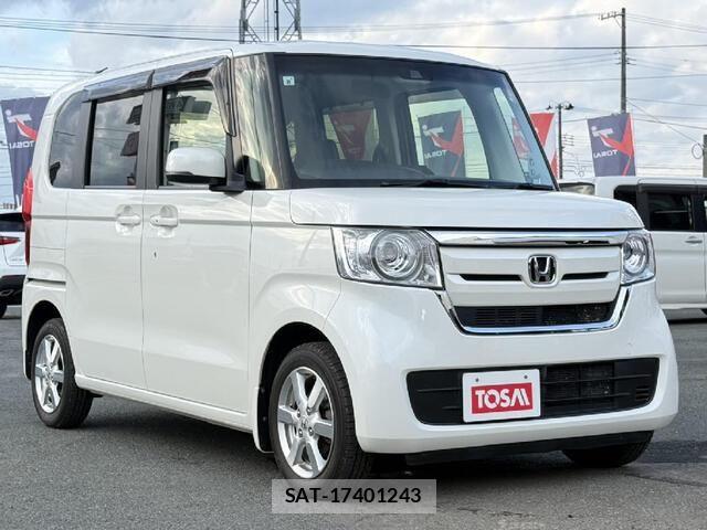 Honda N BOX 2017-10 8367494-19