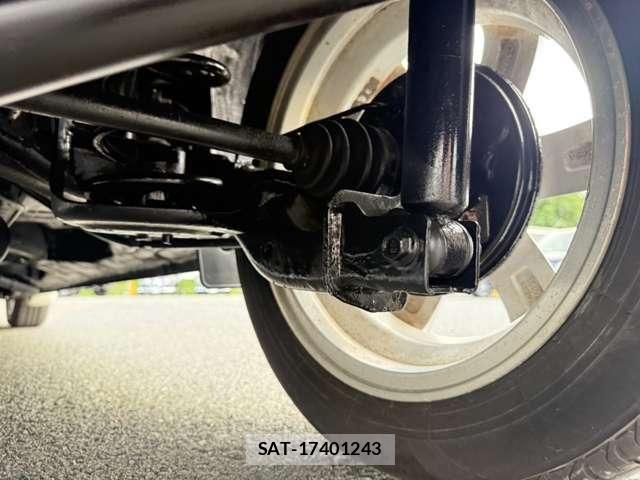 Honda N BOX 2017-10 8367494-23