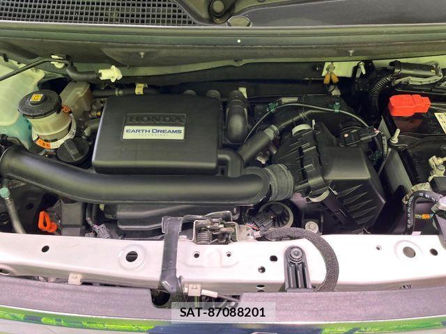 Honda N BOX 2019-04 8367489-17