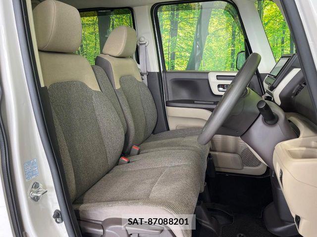 Honda N BOX 2019-04 8367489-7