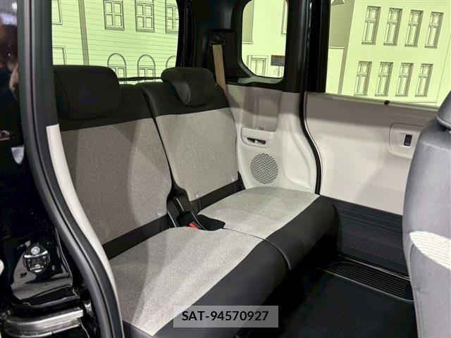 Honda N BOX 2026-02 8367488-15
