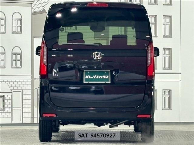 Honda N BOX 2026-02 8367488-5