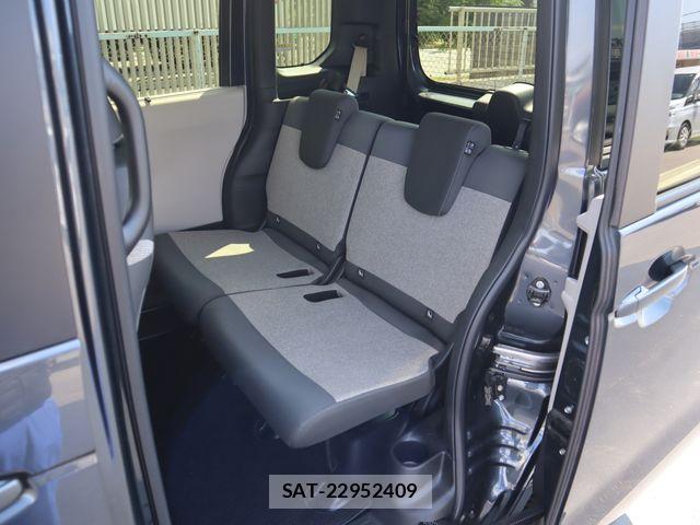 Honda N BOX 2024-03 8367476-9