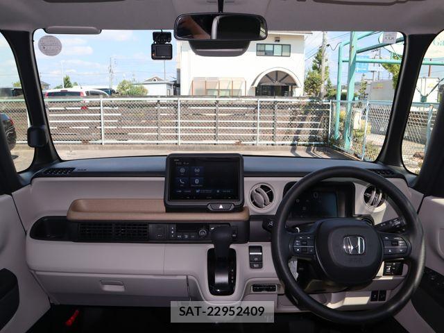 Honda N BOX 2024-03 8367476-12