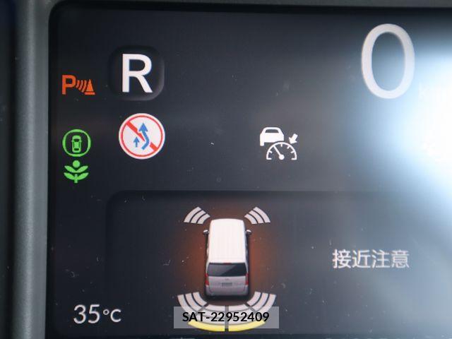 Honda N BOX 2024-03 8367476-15