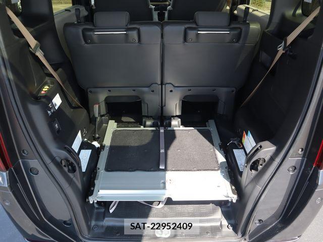 Honda N BOX 2024-03 8367476-1