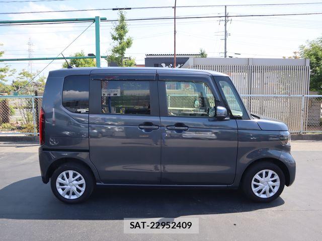 Honda N BOX 2024-03 8367476-27