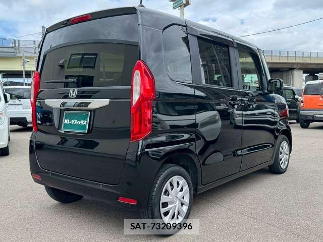 Honda N BOX 2021-08 8367496-6