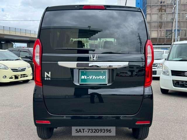 Honda N BOX 2021-08 8367496-7