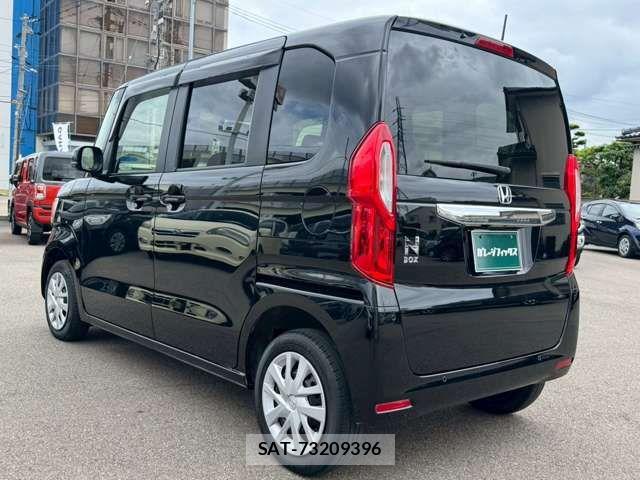 Honda N BOX 2021-08 8367496-8