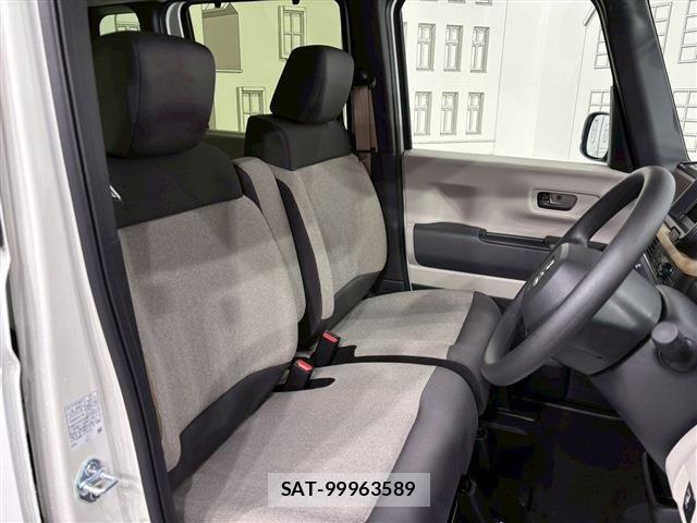 Honda N BOX 2026-02 8367480-14