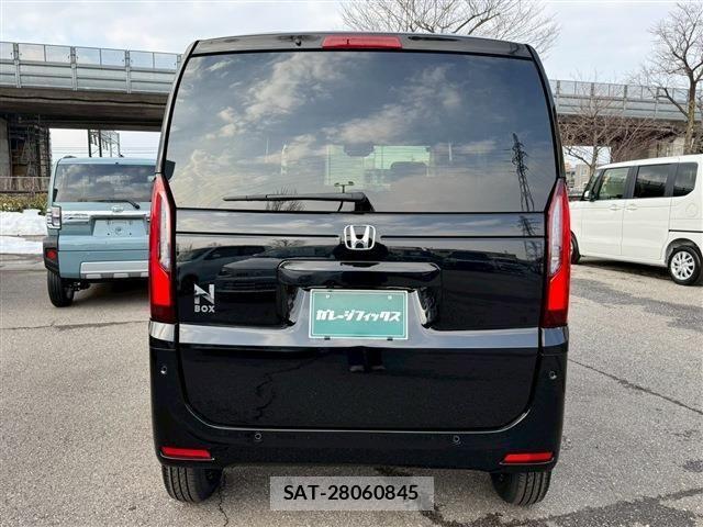 Honda N BOX 2026-02 8367486-7