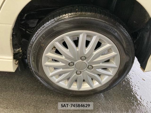 Honda N BOX 2017-12 8371940-11