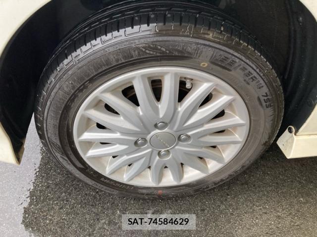 Honda N BOX 2017-12 8371940-12
