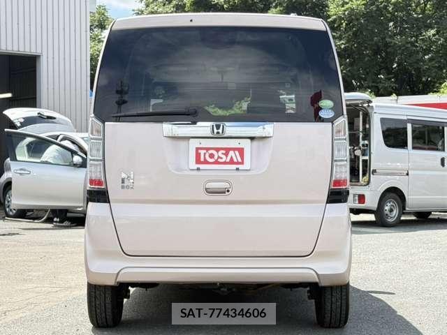 Honda N BOX 2012-05 8413905-18