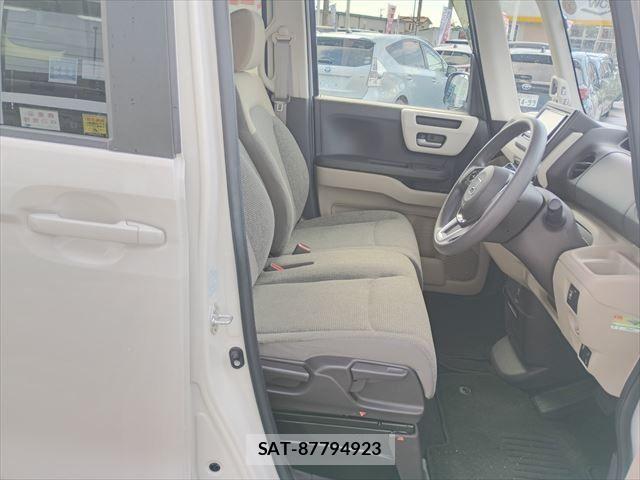 Honda N BOX 2020-06 8413909-17