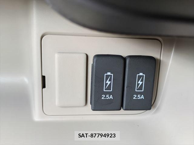 Honda N BOX 2020-06 8413909-20
