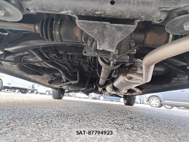 Honda N BOX 2020-06 8413909-5