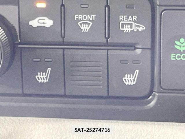 Honda N BOX 2025-03 8438523-7