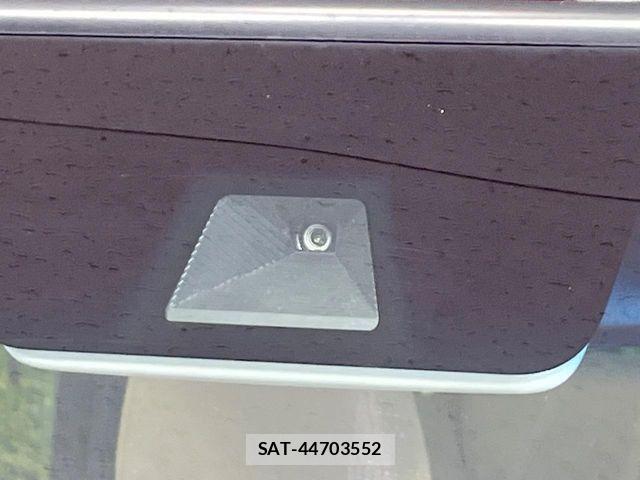 Honda N BOX 2023-01 8458014-4