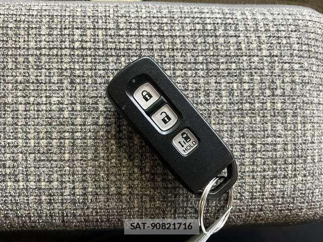 Honda N BOX 2019-07 8458017-18