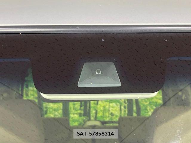 Honda N BOX 2018-01 8457108-5