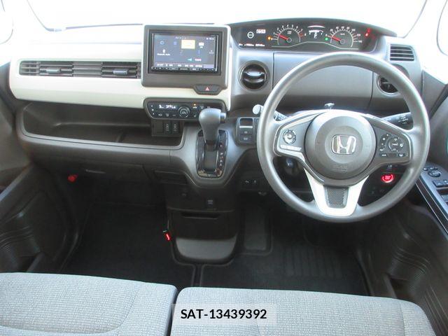 Honda N BOX 2022-08 8457064-1