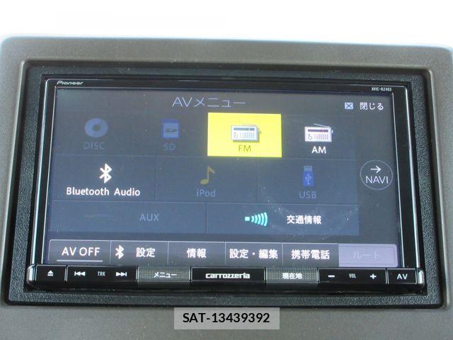 Honda N BOX 2022-08 8457064-5