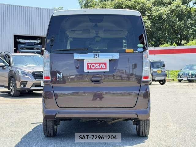 Honda N BOX 2016-04 8526086-18