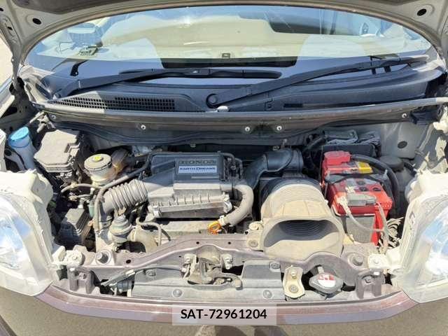 Honda N BOX 2016-04 8526086-21