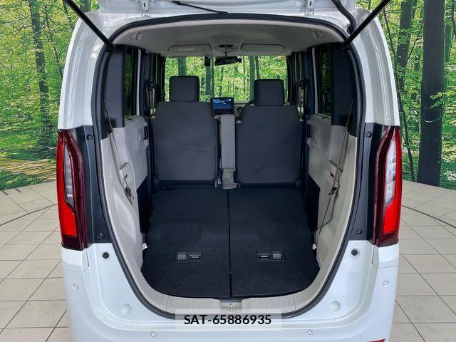 Honda N BOX 2023-11 8526067-9