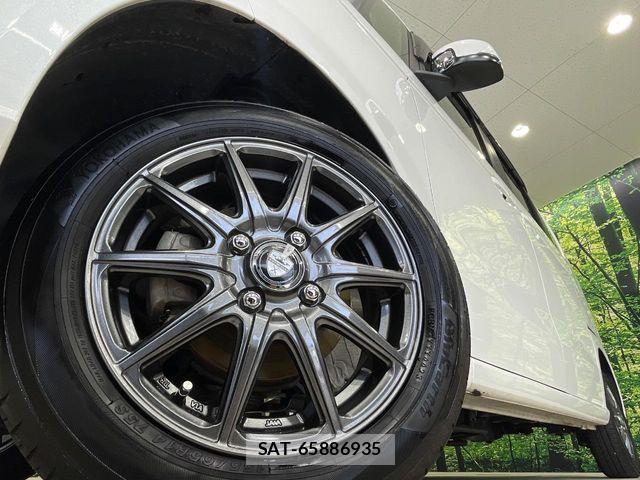 Honda N BOX 2023-11 8526067-12
