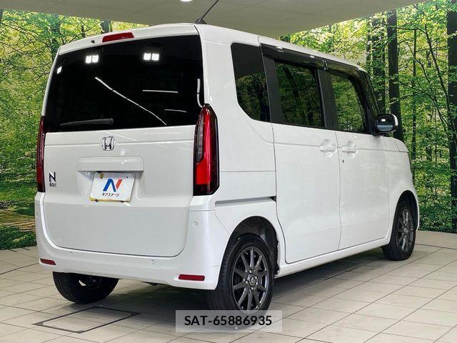 Honda N BOX 2023-11 8526067-16