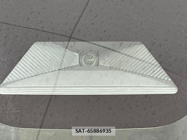 Honda N BOX 2023-11 8526067-5