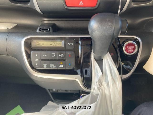 Honda N BOX 2016-05 8526089-23