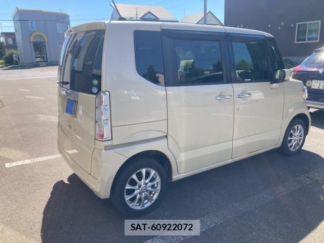 Honda N BOX 2016-05 8526089-3