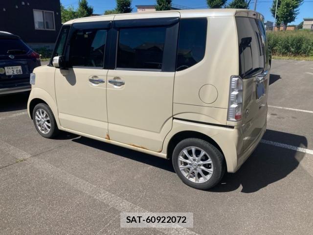 Honda N BOX 2016-05 8526089-4